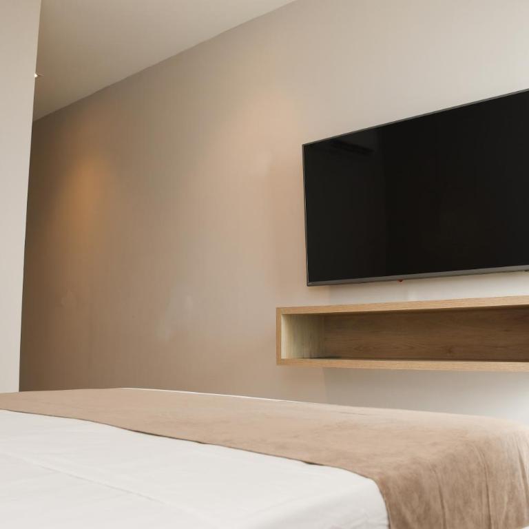 Ciela Hotel - Habitación con cama grande y vistas al mar - 3