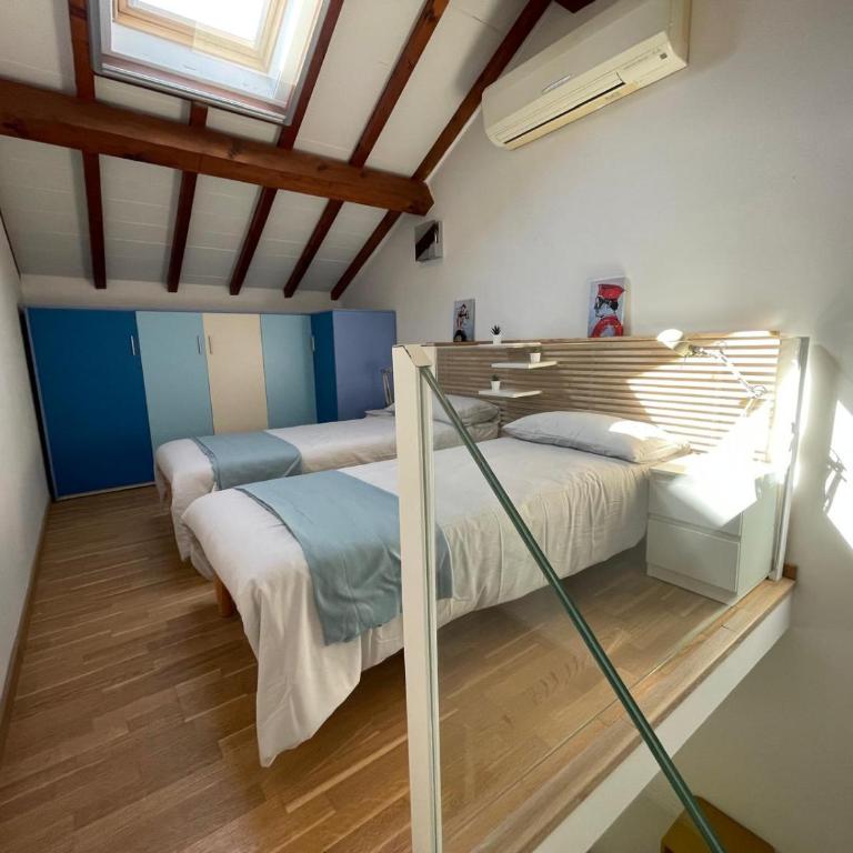 Loft Casa EGLi - Appartamento con 2 Camere da Letto - 15