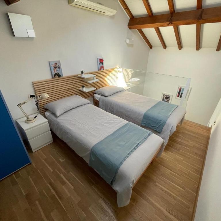 Loft Casa EGLi - Appartamento con 2 Camere da Letto - 14