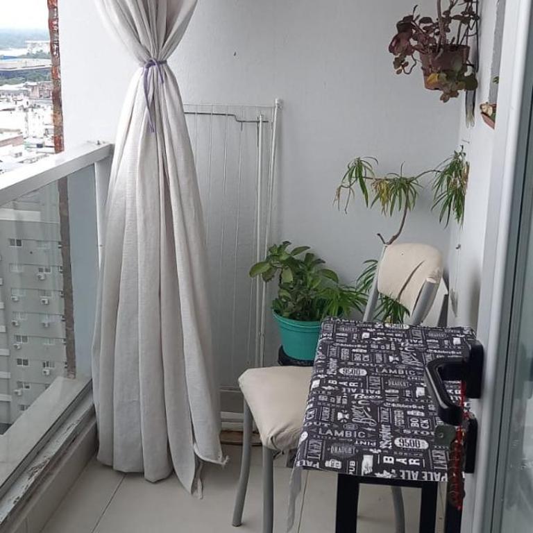 Departamento céntrico con vista al río Paraná - One-Bedroom Apartment - 2