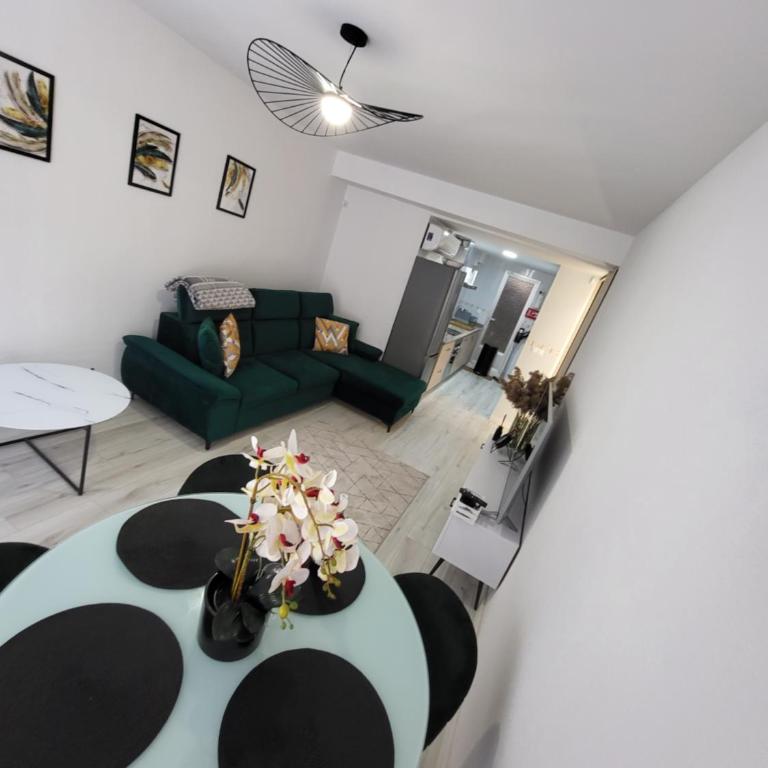 CASA MADRID 2 minutos a la playa - Two-Bedroom Apartment - 13