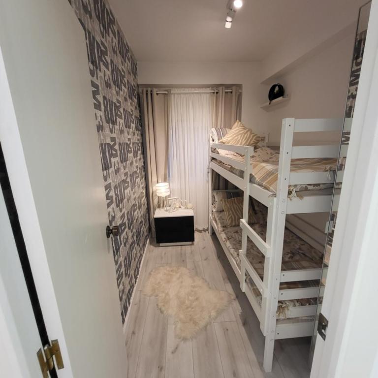 CASA MADRID 2 minutos a la playa - Two-Bedroom Apartment - 22