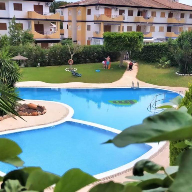 Casa Angel - Mil Palmeras - 3-Bedroom House - Sleeps 5 - Near Beach & Pool - 80 m2 Terrace - Casa de 3 dormitorios - 2