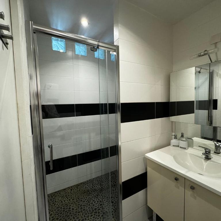 Le Cocon Citadin - Parking Gratuit à 500 m - 2 Smart TV - Apartment mit 1 Schlafzimmer - 23