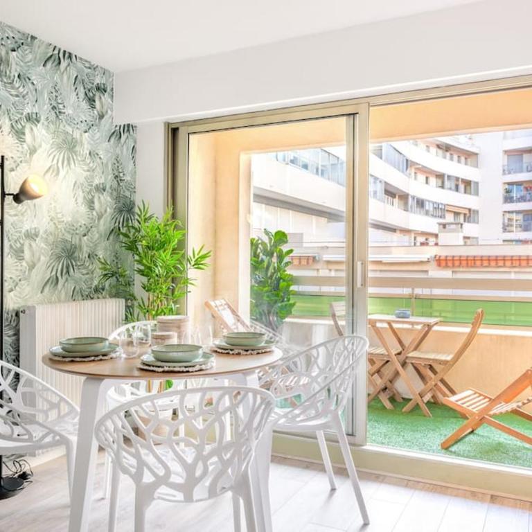 Superbe T1 bis - à 20m de la plage - refait à neuf - One-Bedroom Apartment - 2