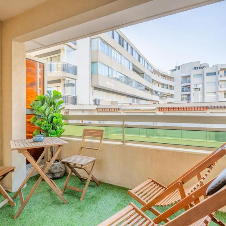 Superbe T1 bis - à 20m de la plage - refait à neuf - One-Bedroom Apartment - 3