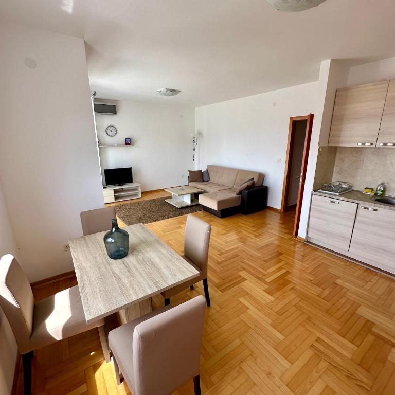 Apartments Comfort Petrovac - Apartment with Sea View - 12