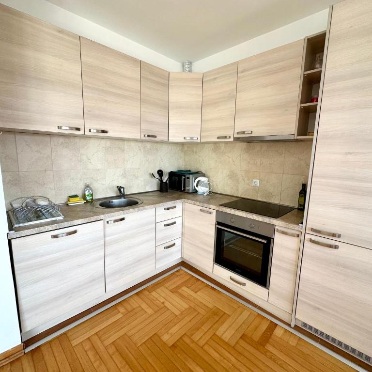 Apartments Comfort Petrovac - Apartment with Sea View - 14