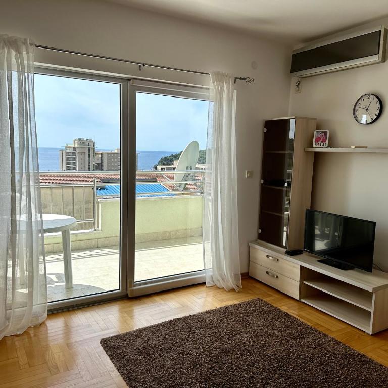 Apartments Comfort Petrovac - Apartment with Sea View - 1
