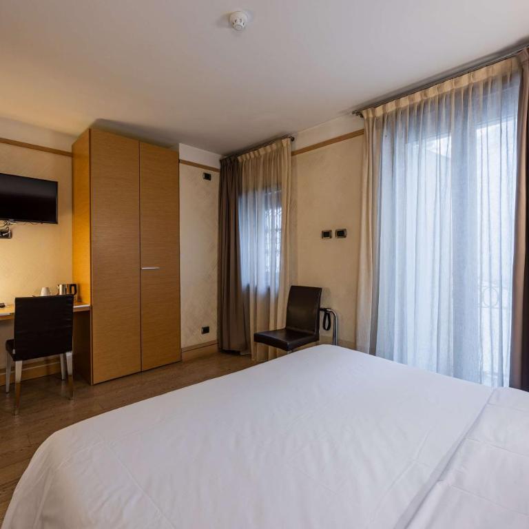 Best Western Hotel Armando - Standard King Room - 2