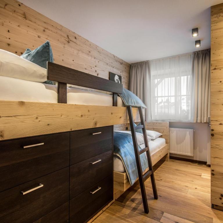 Chalet Prades Dolomiti Lodges - Apartment mit 2 Schlafzimmern und Balkon - 2