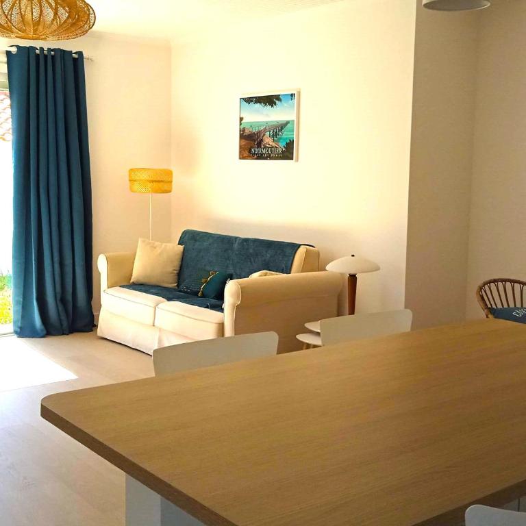 Maison Cosy, Rénovée, Proche Plage et Centre, Jardin, Animaux Bienvenus - FR-1-652-19 - Vacation Home - 14