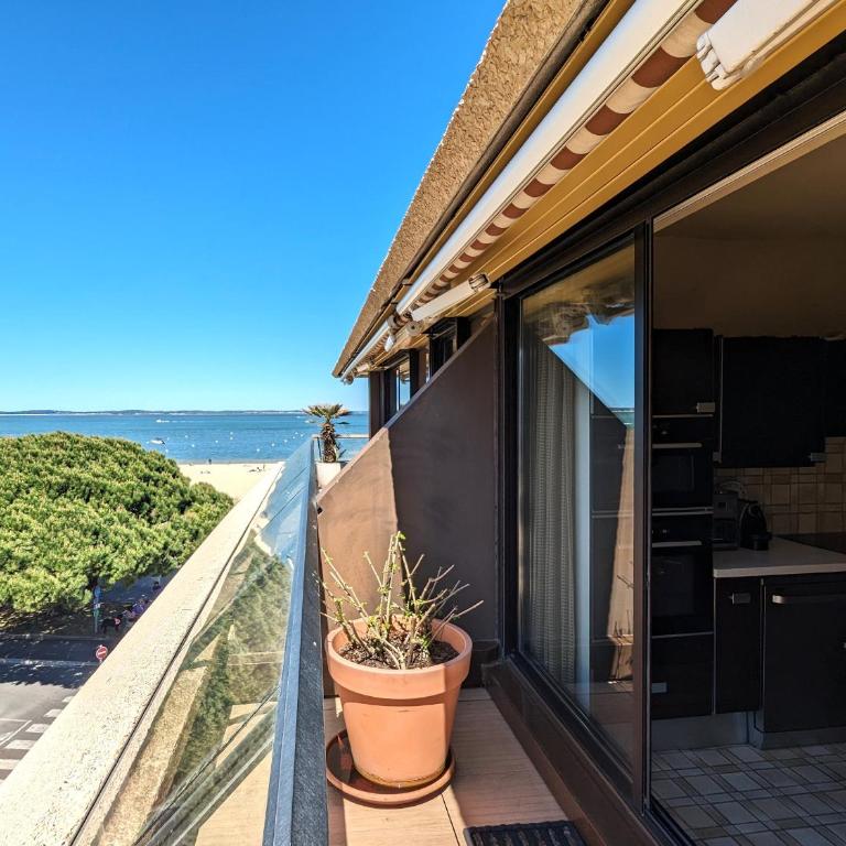 Grand Appartement avec Terrasse, Clim, WIFI et Parking à Arcachon - FR-1-420-144 - Appartement - 13