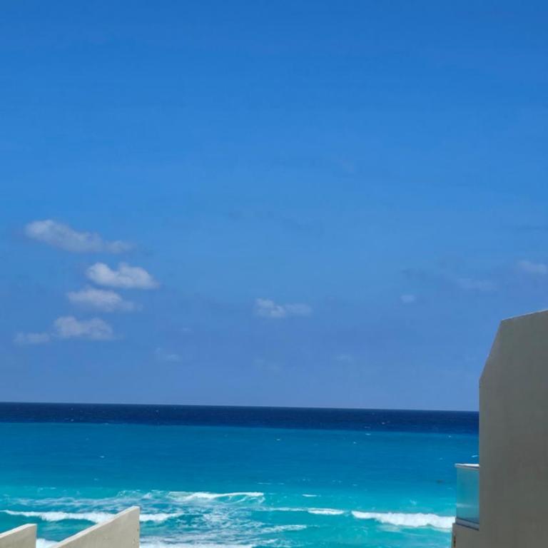 Front Beach Studio - Twin Room with Sea and Garden View - 33