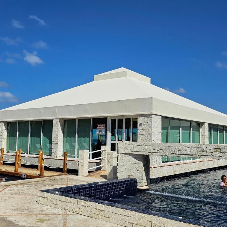 Front Beach Studio - Twin Room with Sea and Garden View - 35