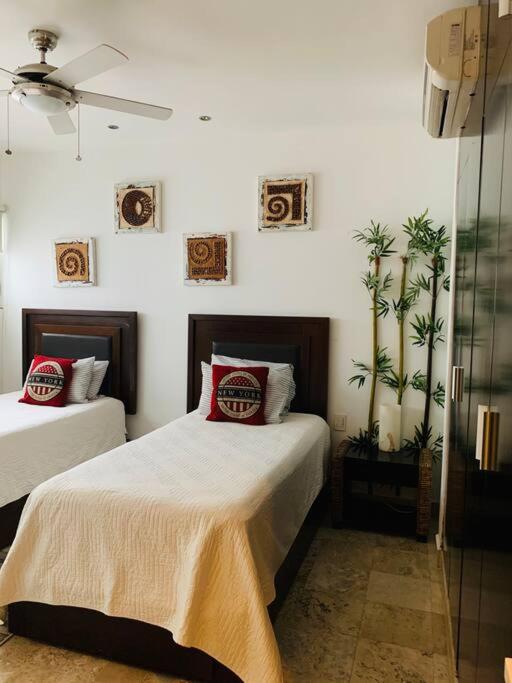 Beautiful Bali-Boho design Loft - Two blocks from sea - Three-Bedroom Apartment - 29