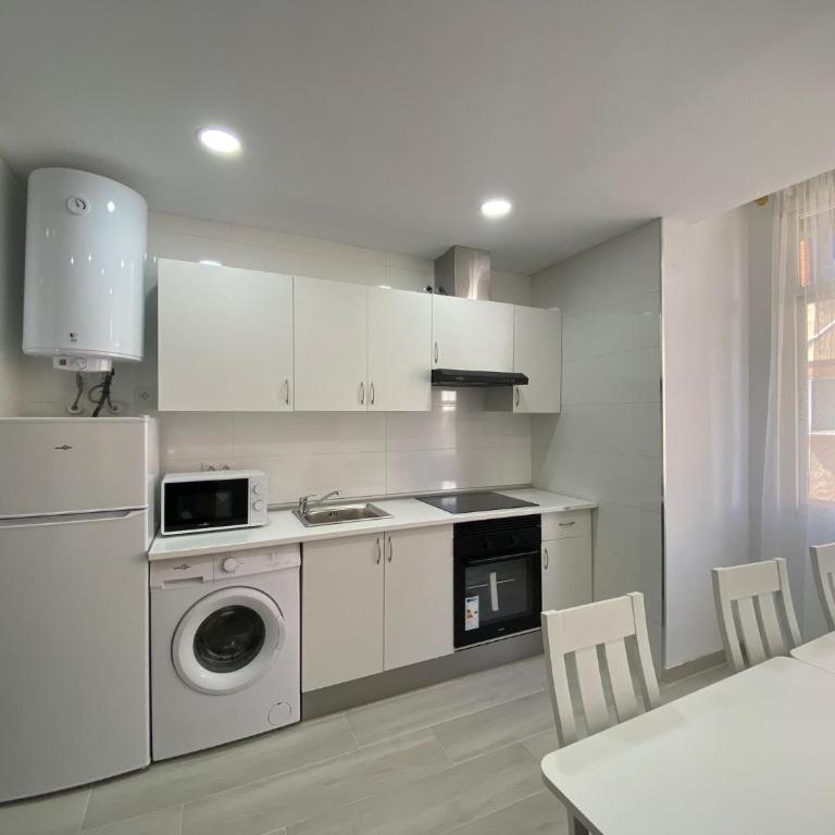 La Pilarica - Two-Bedroom Apartment - 3