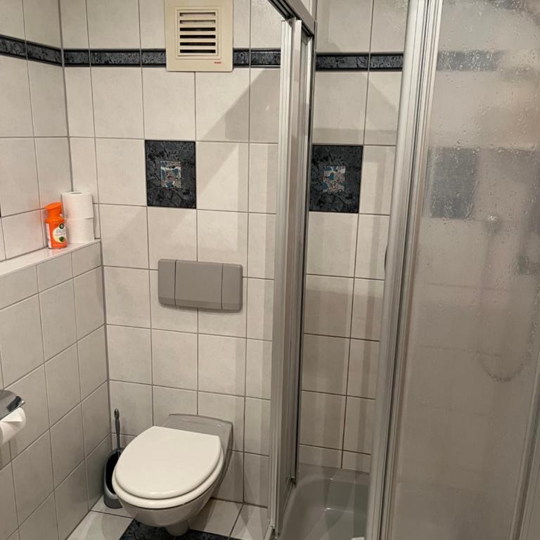 Schöne ruhige Wohnung mit Balkon - Apartment mit 1 Schlafzimmer - 6