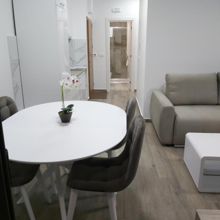 Apartmani Aida - Two-Bedroom Apartment - 19