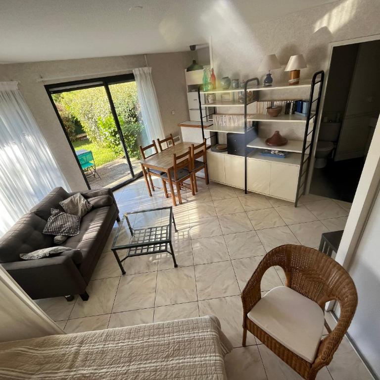 Charmant T1 bis à Arcachon, 300m Plage de Pereire, Terrasse et Jardinet - FR-1-319-59 - Studio - 13