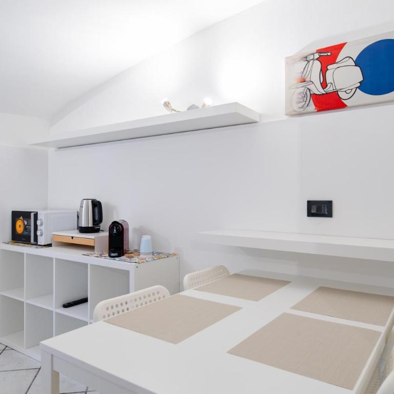 Vittorio Emanuele II by Toh Solution - Two-Bedroom Apartment - 7