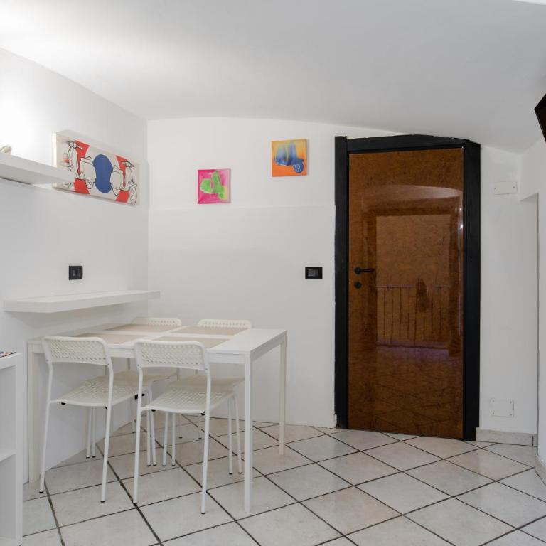 Vittorio Emanuele II by Toh Solution - Two-Bedroom Apartment - 8