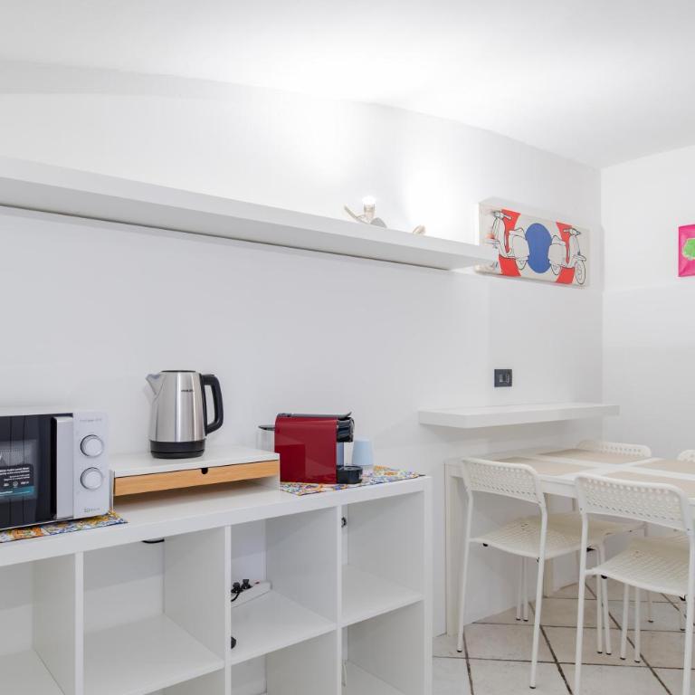 Vittorio Emanuele II by Toh Solution - Two-Bedroom Apartment - 5