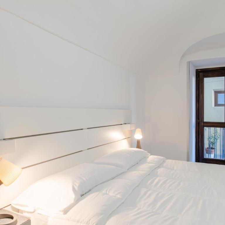 Vittorio Emanuele II by Toh Solution - Two-Bedroom Apartment - 24