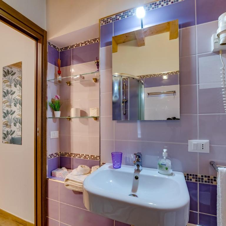 La Finestra sul Cortile B&B - Double Room with Garden View - 18