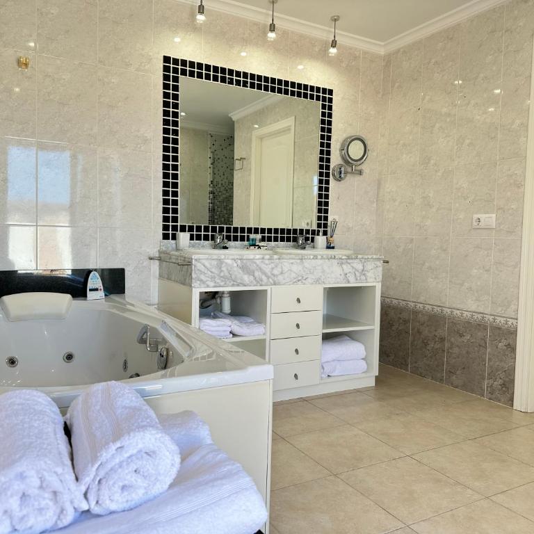 Relax Nou Fontana 200M2 5min Beach - Apartamento de 3 dormitorios con balcón - 2