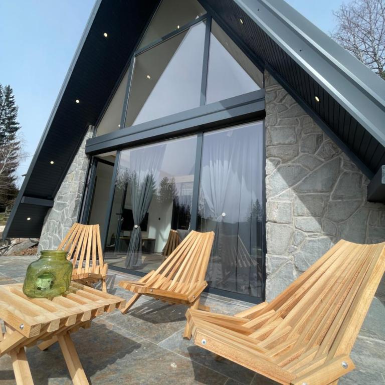 4seasons - One-Bedroom House - 1