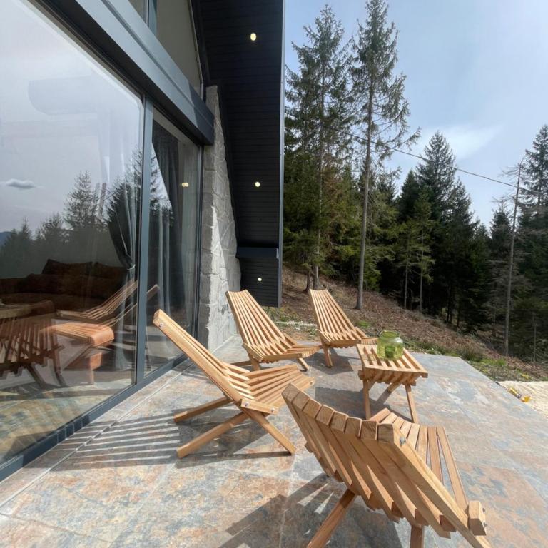 4seasons - One-Bedroom House - 21