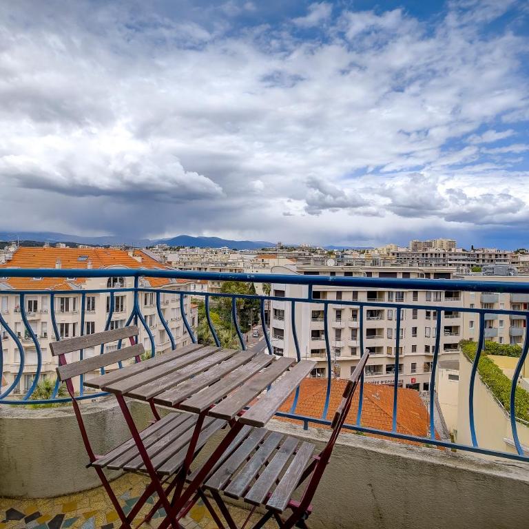 Magnifique studio Le Dauphin 50m des plages - One-Bedroom Apartment - 2