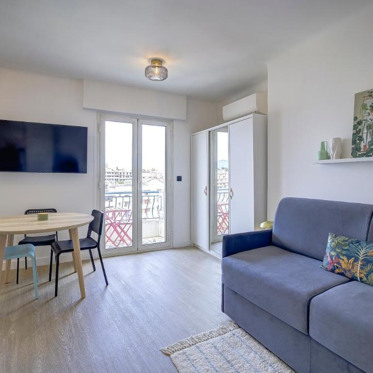 Magnifique studio Le Dauphin 50m des plages - One-Bedroom Apartment - 7
