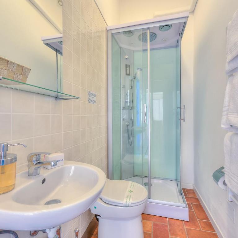 Aparthotel Arona on Lakeshore - Appartamento con Balcone - 7