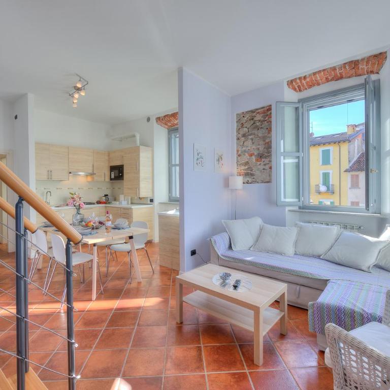 Aparthotel Arona on Lakeshore - Appartamento con Vista Lago - 11