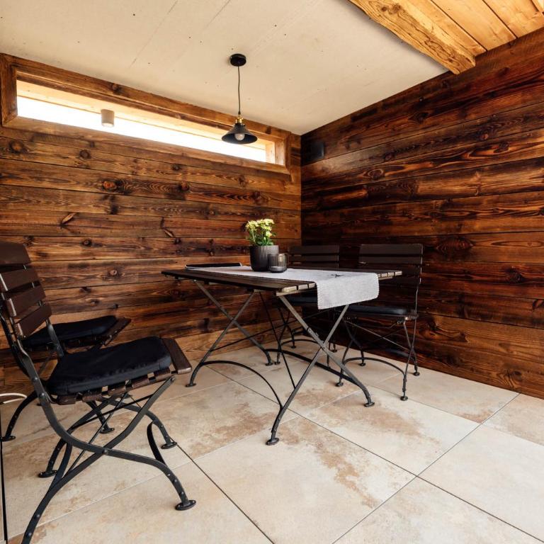 Chalet "Troadkostn" mit finnischer Panoramasauna & Edelstahl Hot Tub - Ferienhaus - 23