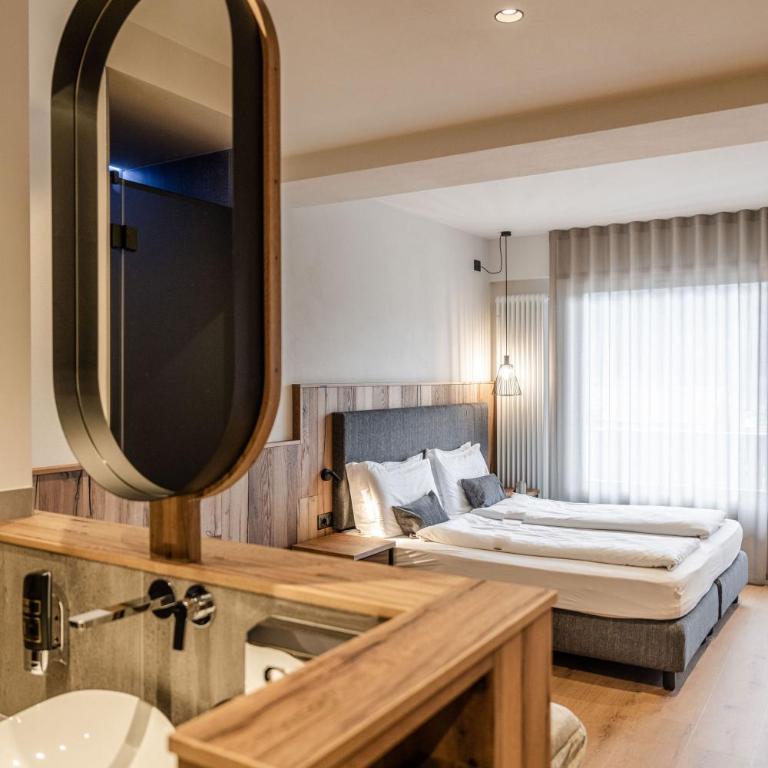 Hotel Eccher 3 stelle Superior - Camera Quadrupla Deluxe - 6