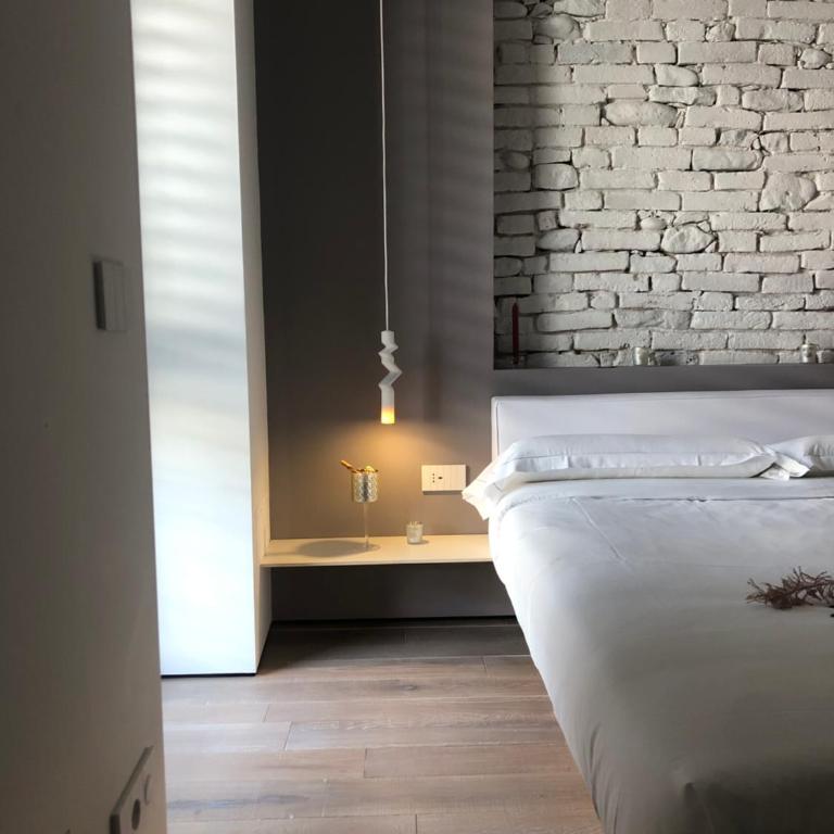SERENDIPITY apartments - One-Bedroom Apartment - 11