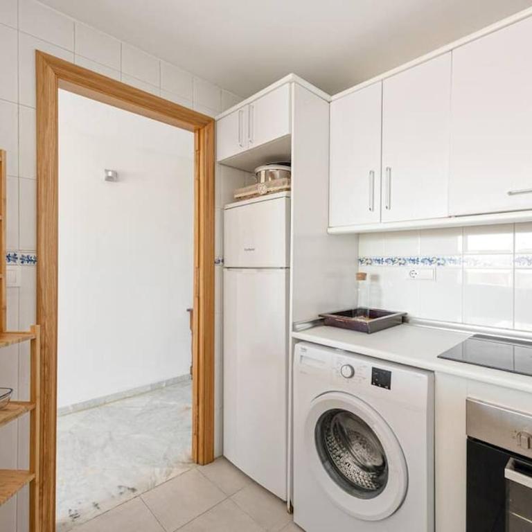 Alvarito Playa Marbella front beach apartment - Apartamento de 3 dormitorios - 21
