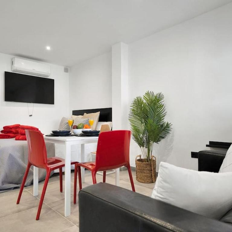 Moderno estudio con wifi en Marbella Este - VISTAMAR 16 ESTUDIO - One-Bedroom Apartment - 9