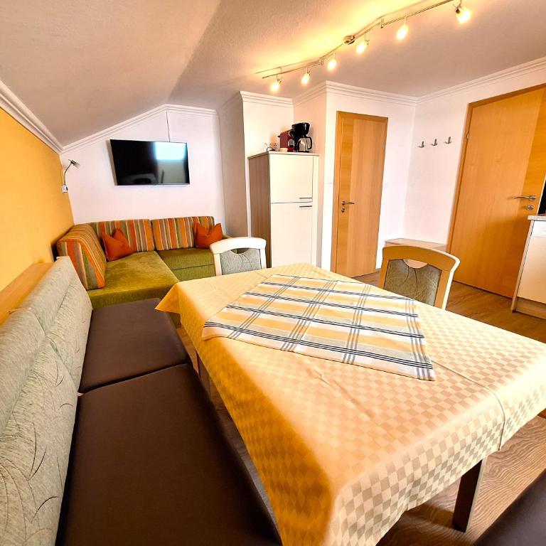 Pension Alpina Neustift - Apartment mit 2 Schlafzimmern - 11