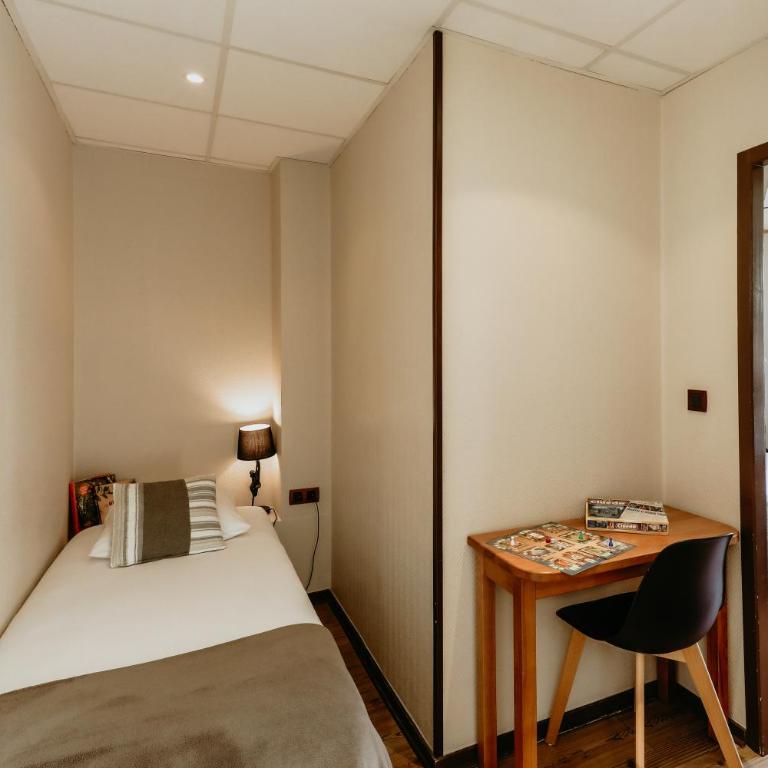 Hôtel L'Iroko The Originals City - Comfort Triple Room (3 Adults) - 3