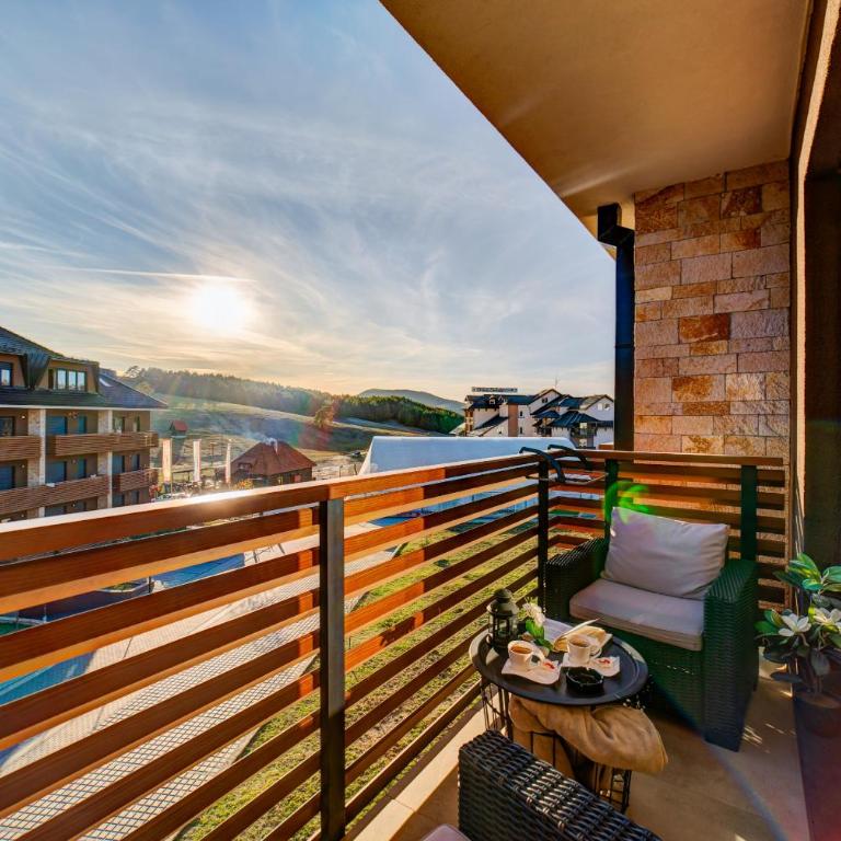 Hill Style Zlatibor - Apartment with Mountain View - 7