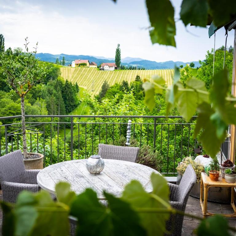 Weinhof Narat-Zitz - Camera Matrimoniale con Balcone - 16