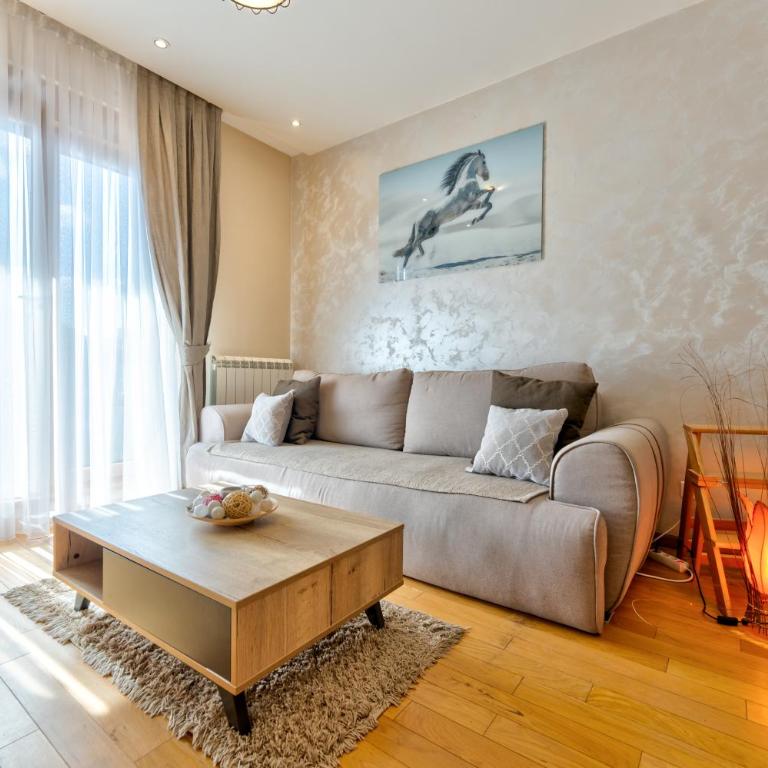 Hill Style Zlatibor - Apartment with Mountain View - 26