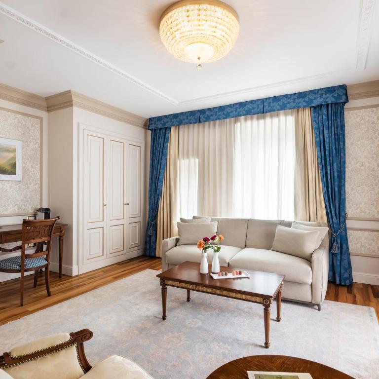 Hotel Flüela Davos - The Unbound Collection by Hyatt - Grand Deluxe Suite - 3