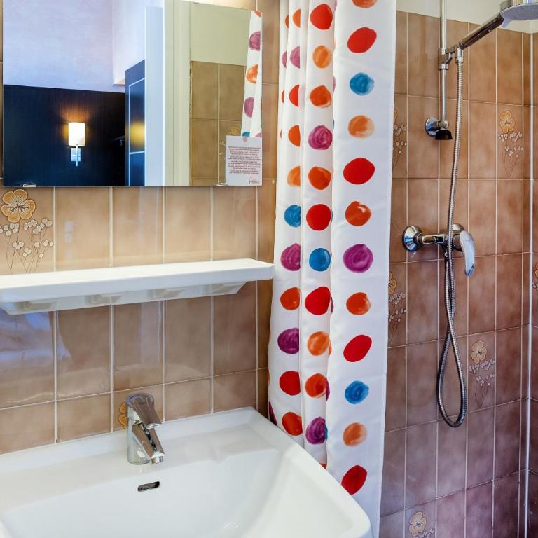 Rosalita Hostel - Lit dans Dortoir Mixte de 6 Lits - 5