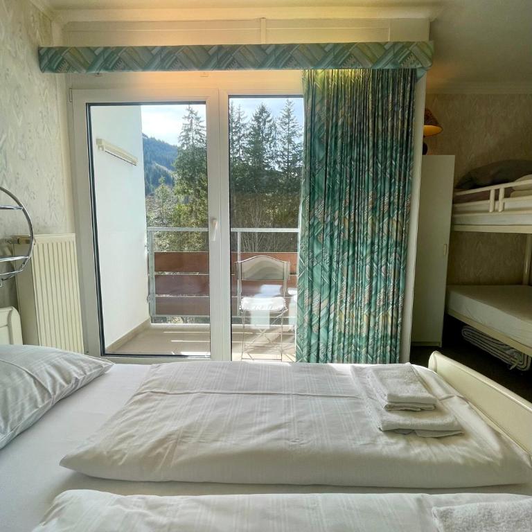 Apartment Berghof Ellmau - Two-Bedroom Apartment - 13