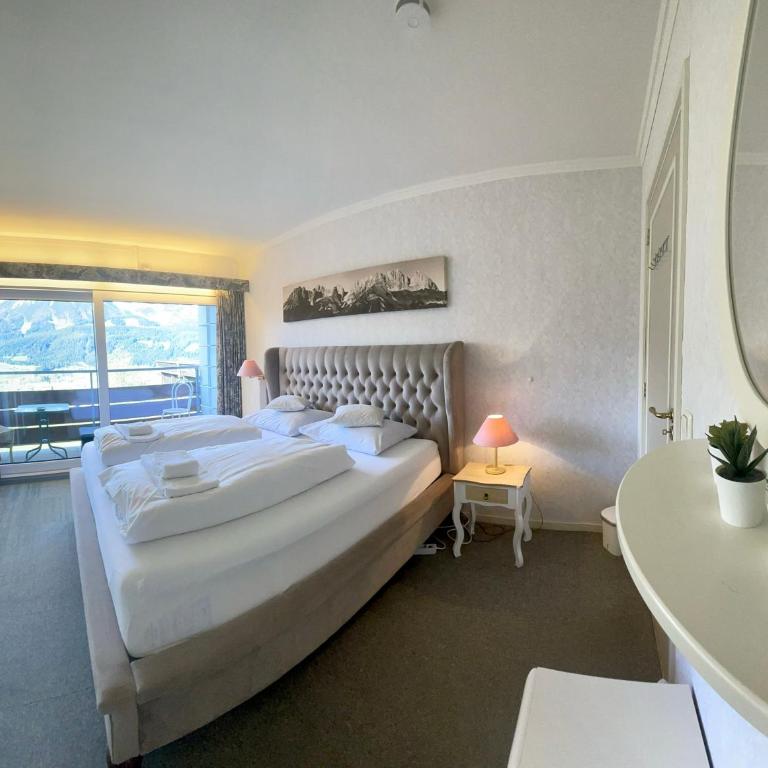 Apartment Berghof Ellmau - Two-Bedroom Apartment - 44